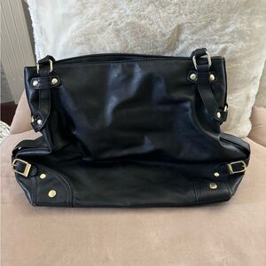 London fog leather shoulder bag